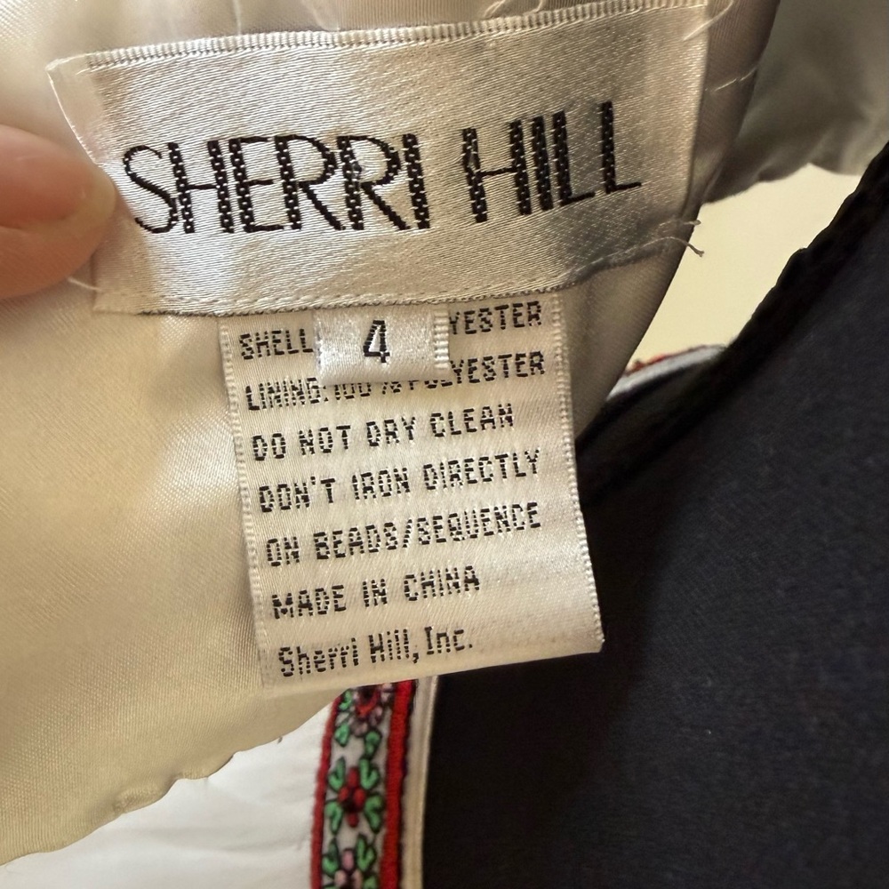 Sherri Hill 72171 Beaded Halter Ball Gown Prom Dress White Size 4 - Picture 5 of 15